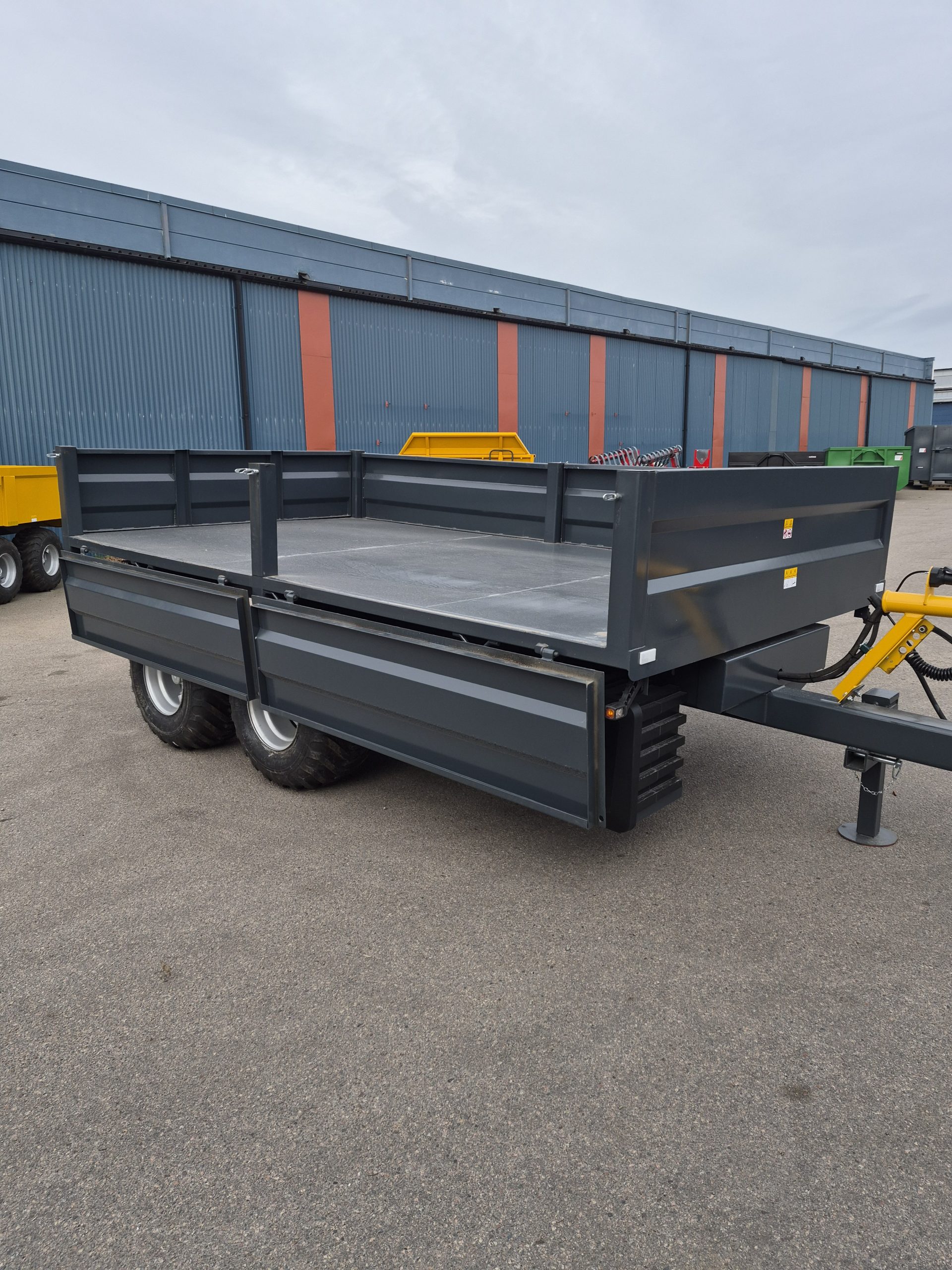 MÖRE Lättdumper 8 ton - avtagbara lämmar - Bild 5